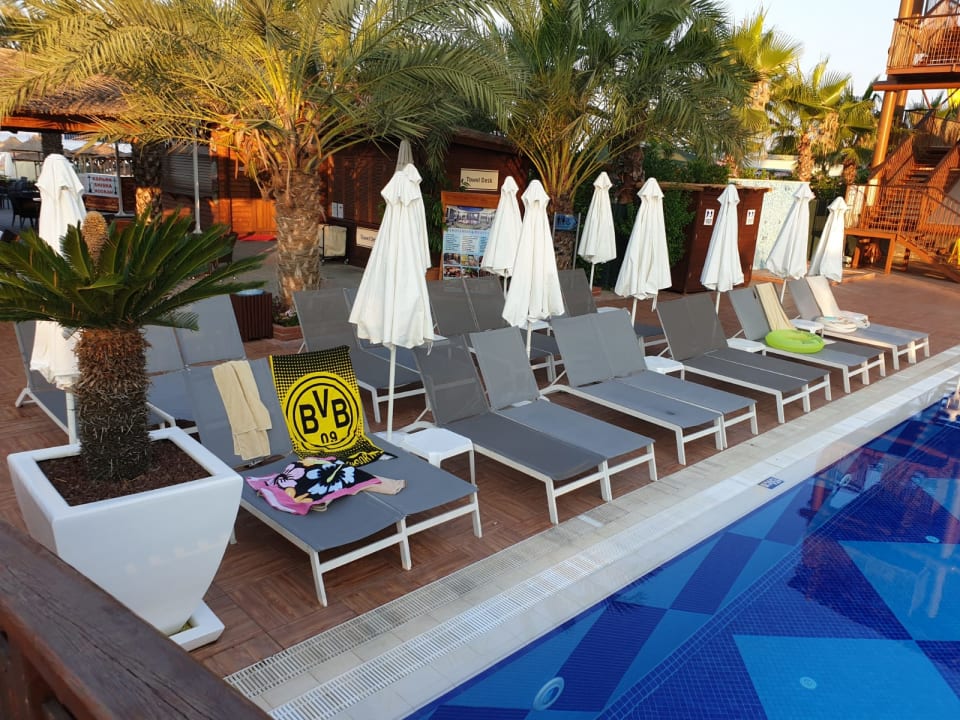 Pool Quattro Beach Spa & Resort
