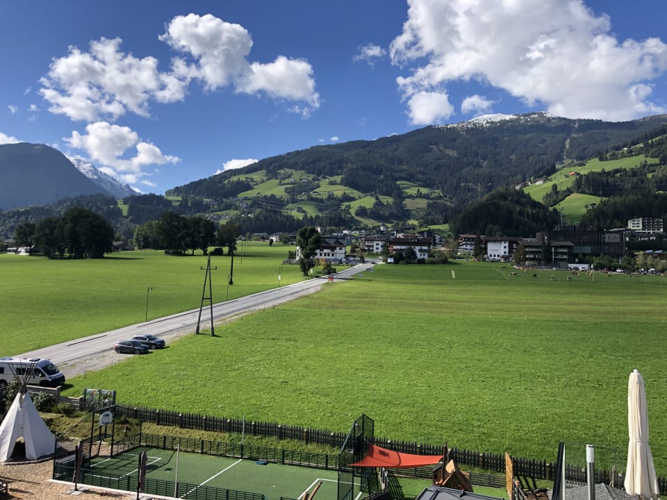 Ausblick Mia Alpina . Zillertal Family Retreat