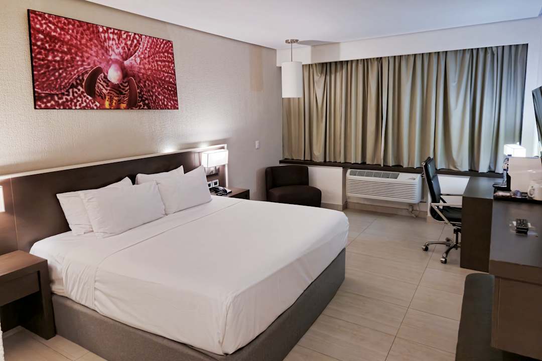 Zimmer Crowne Plaza Panama Airport