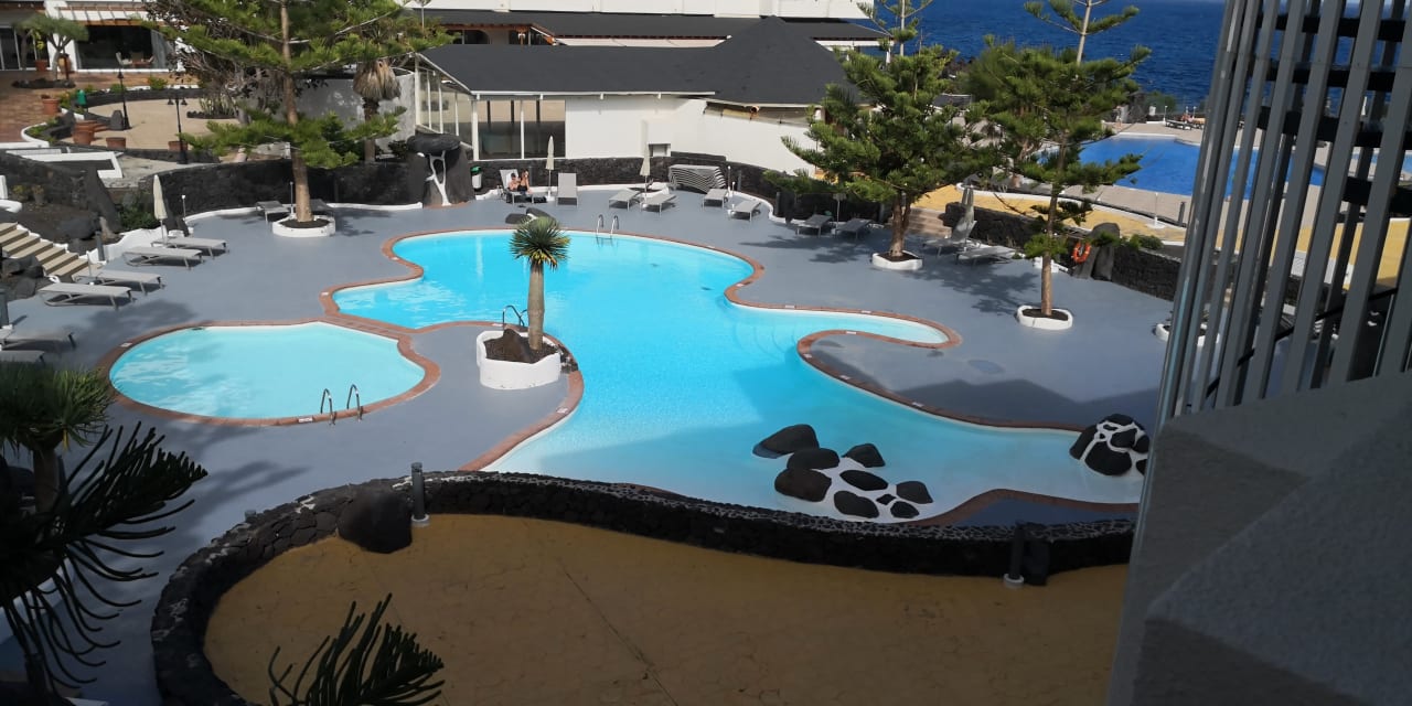 Pool H10 Taburiente Playa