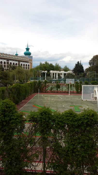 Minigolf, Basketball  Melas Holiday Village