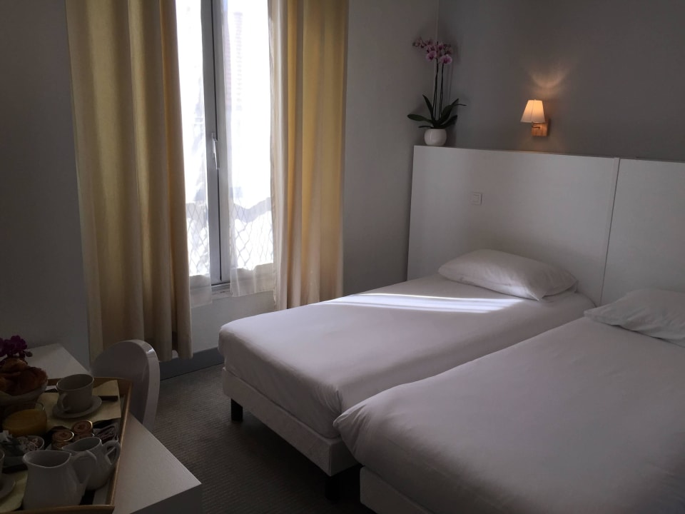 Chambre twin Hotel P.L.M.