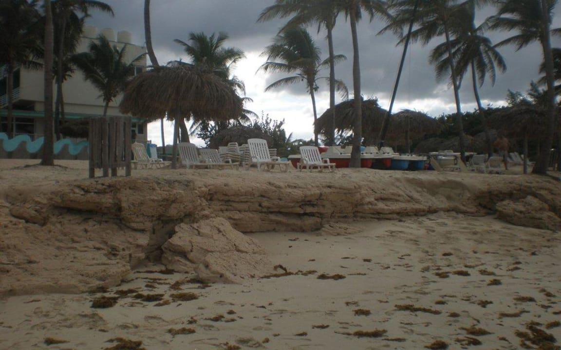 Strand mit Sturmschaden Gran Caribe Club Atlantico