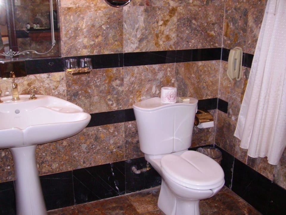 das Badezimmer Hotel Majestic Saigon
