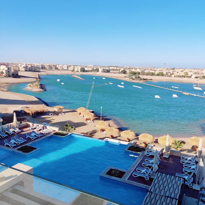 Pool Creek Hotel and Residences El Gouna