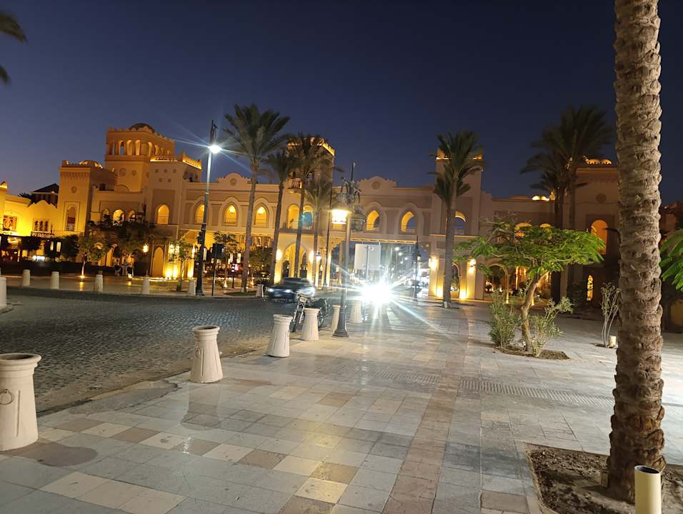 Außenansicht The Grand Hotel Hurghada