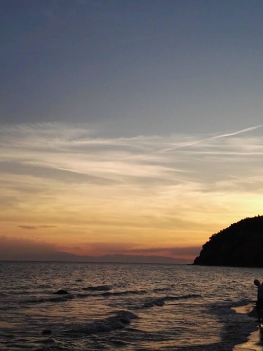 Sonnenuntergang Simantro Resort