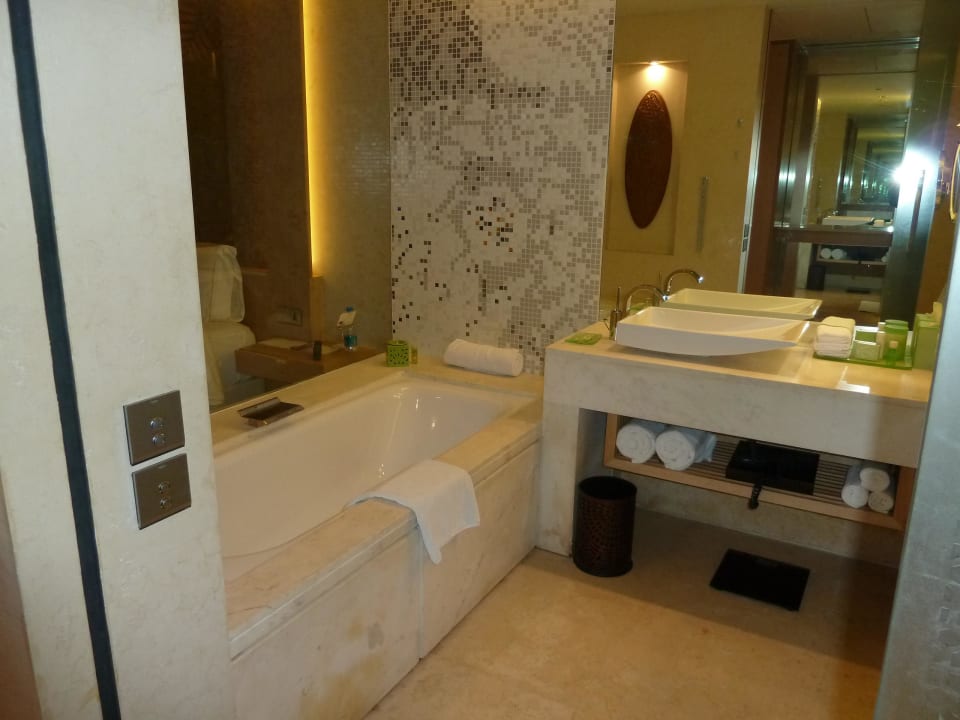 Bad Hotel The Westin Hyderabad Mindspace