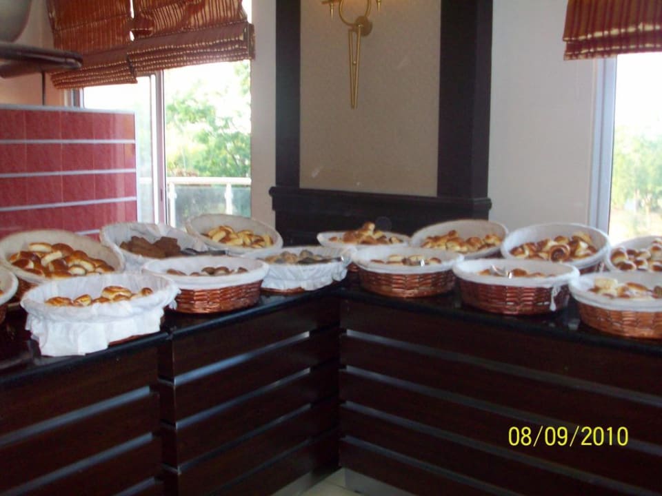 Leckeres Gebäck Mira Meridia Beach Hotel