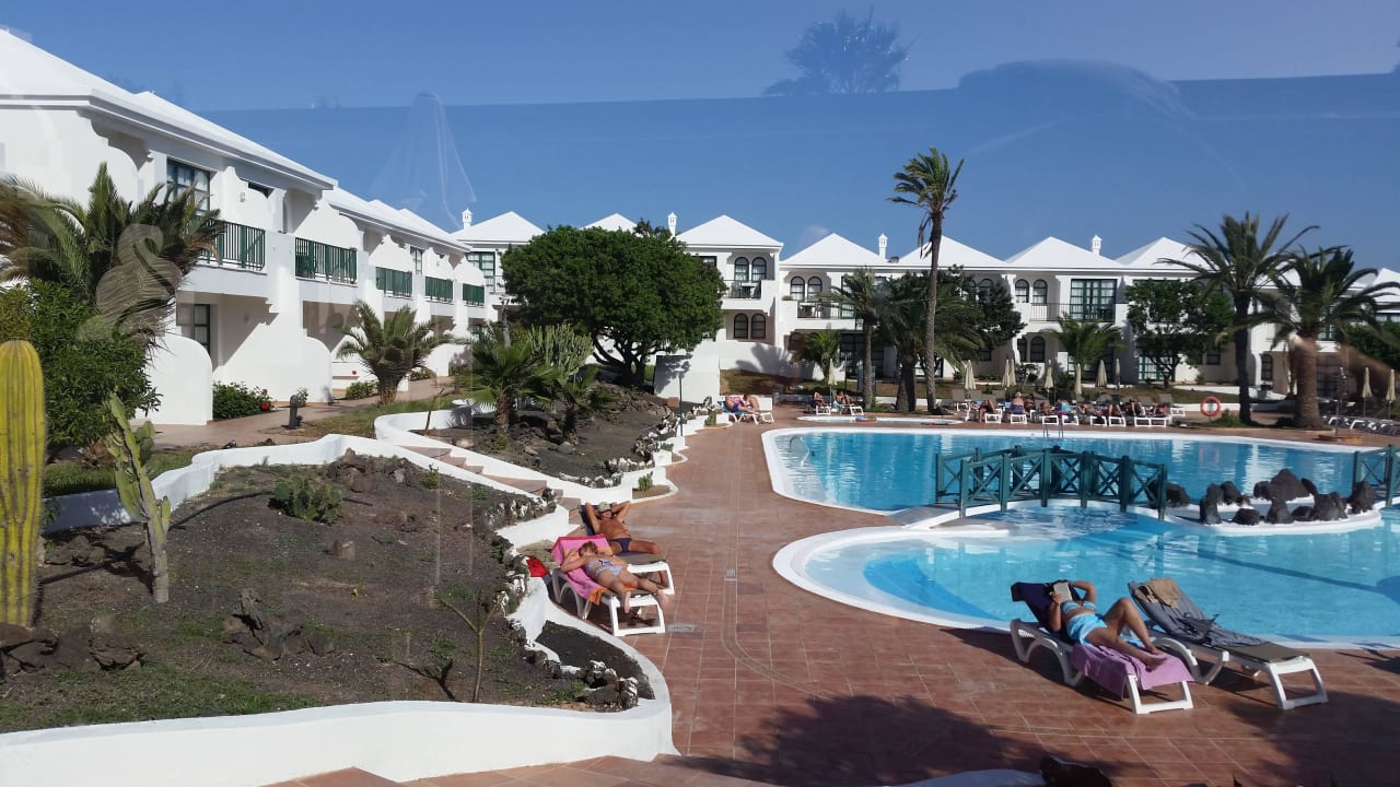 Oberer Pool H10 Ocean Suites