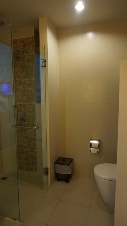 Bad Hotel Rawai Palm Beach Resort