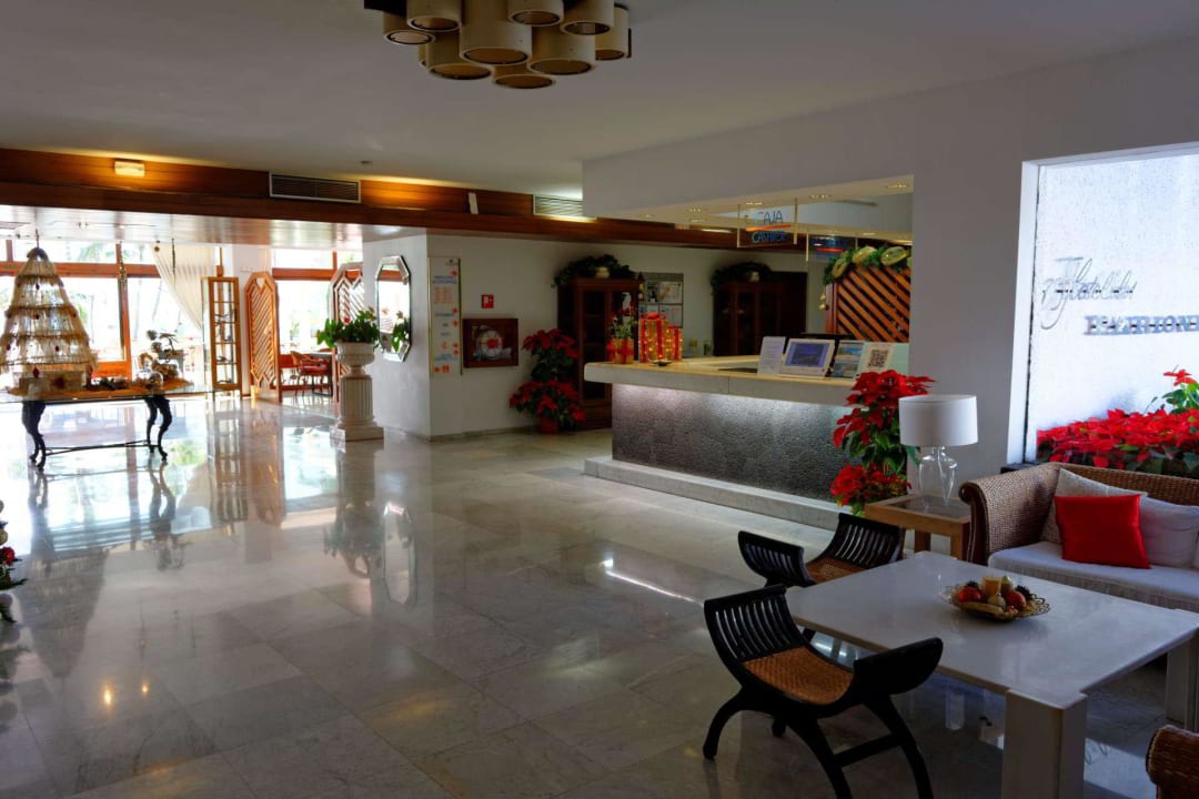 Eingangsbereich Hotel Fariones