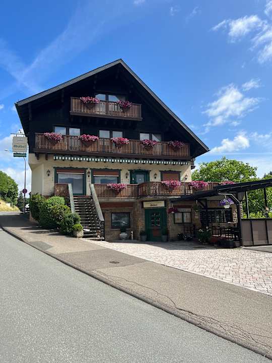 Außenansicht Landgasthof Hotel Göbel