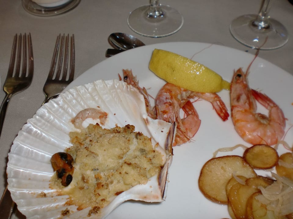 Muscheln und Garnelen PortBlue Club Pollentia Resort & Spa