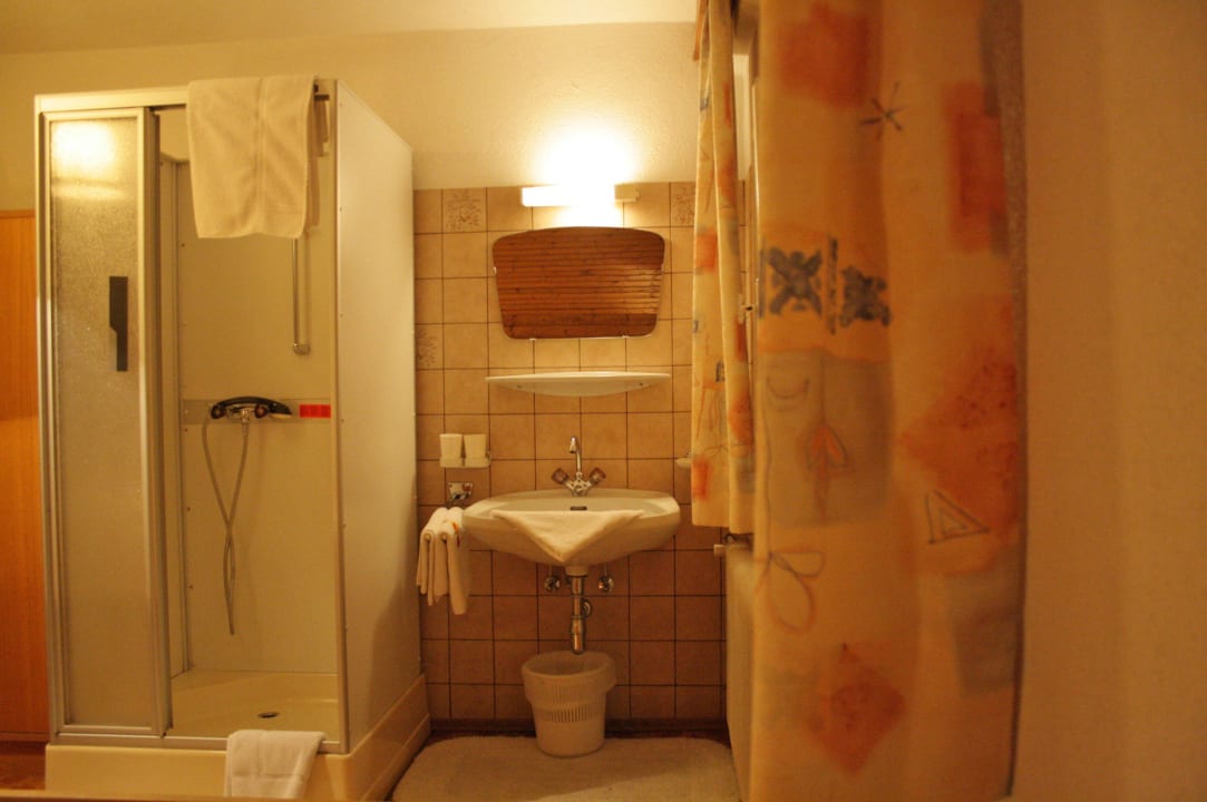 Badezimmer Gasthaus Pension Schön