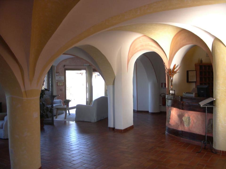 Lobby Hotel Li Graniti