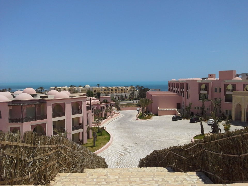 Widok z mini zoo Lella Meriam Hotel & Club