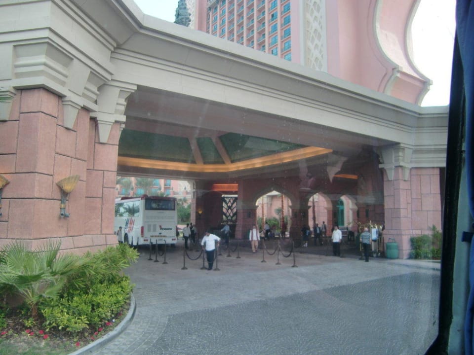 Eingang des Hotels Atlantis, The Palm