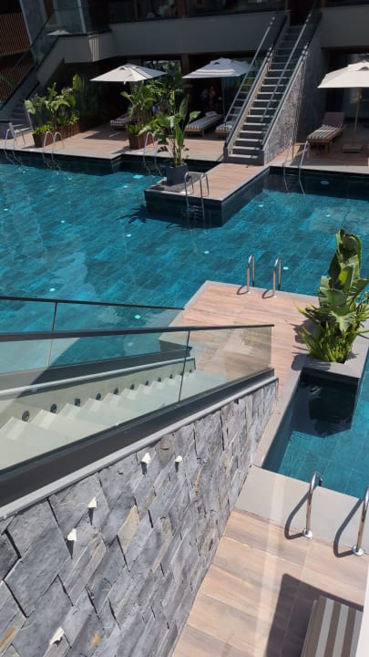 Pool Jacaranda Luxury Resort