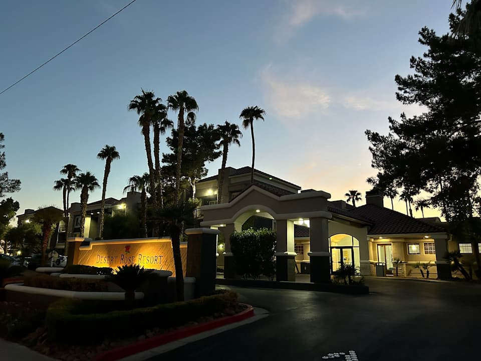 Außenansicht Hotel Desert Rose Resort