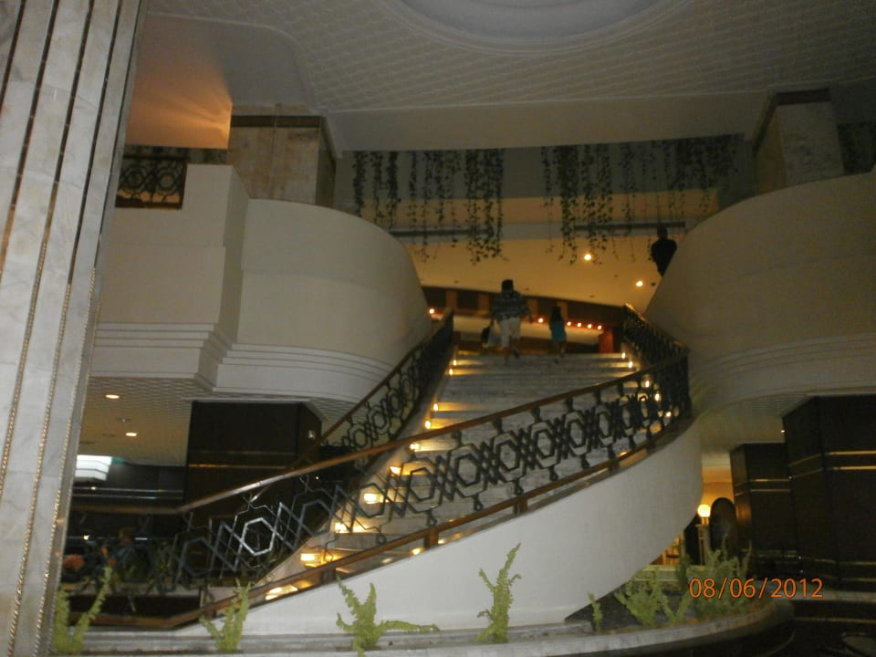Aufgang zur Lobby Riadh Palms Resort & Spa