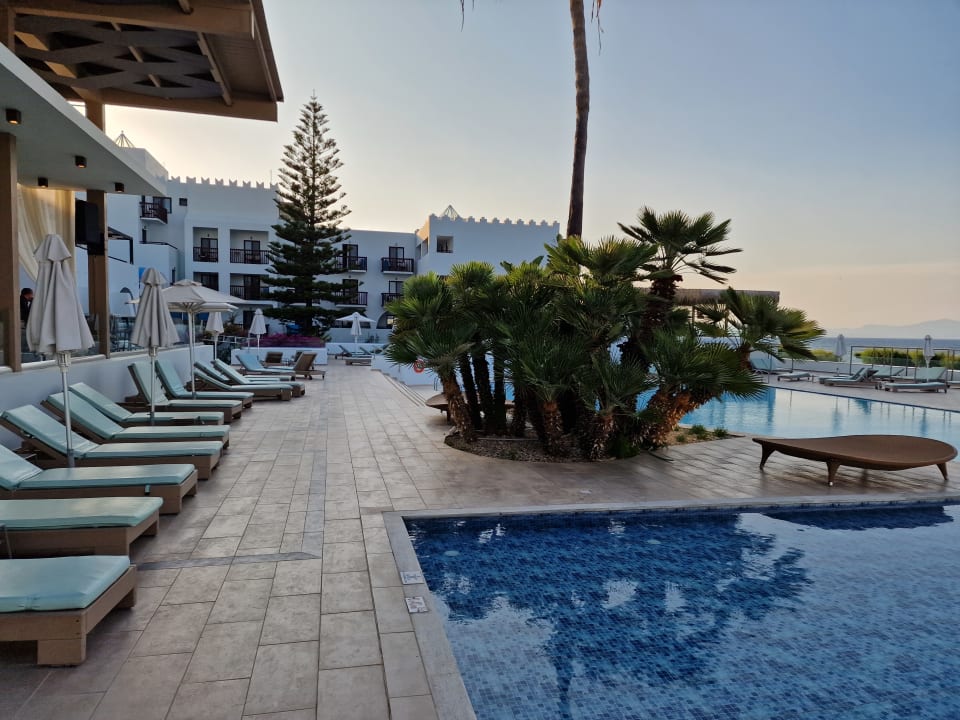 Pool TUI BLUE Oceanis Beach and Spa Resort