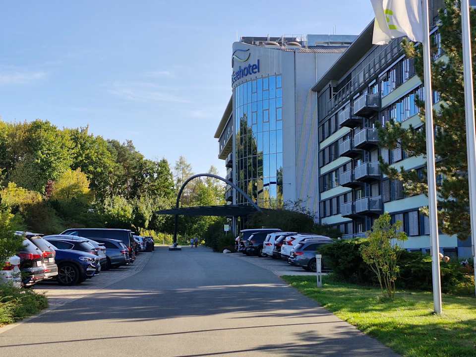 Außenansicht Bio-Seehotel Zeulenroda