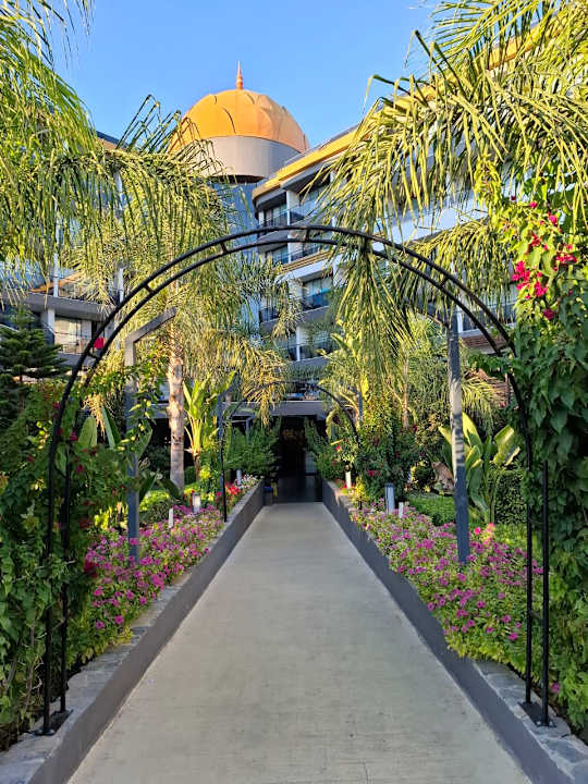 Gartenanlage Arnor de Luxe Hotel & Spa
