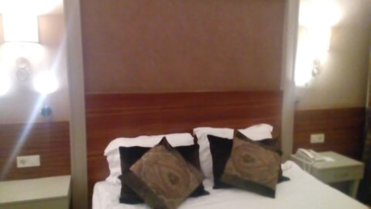 Zimmer Well Palace Side