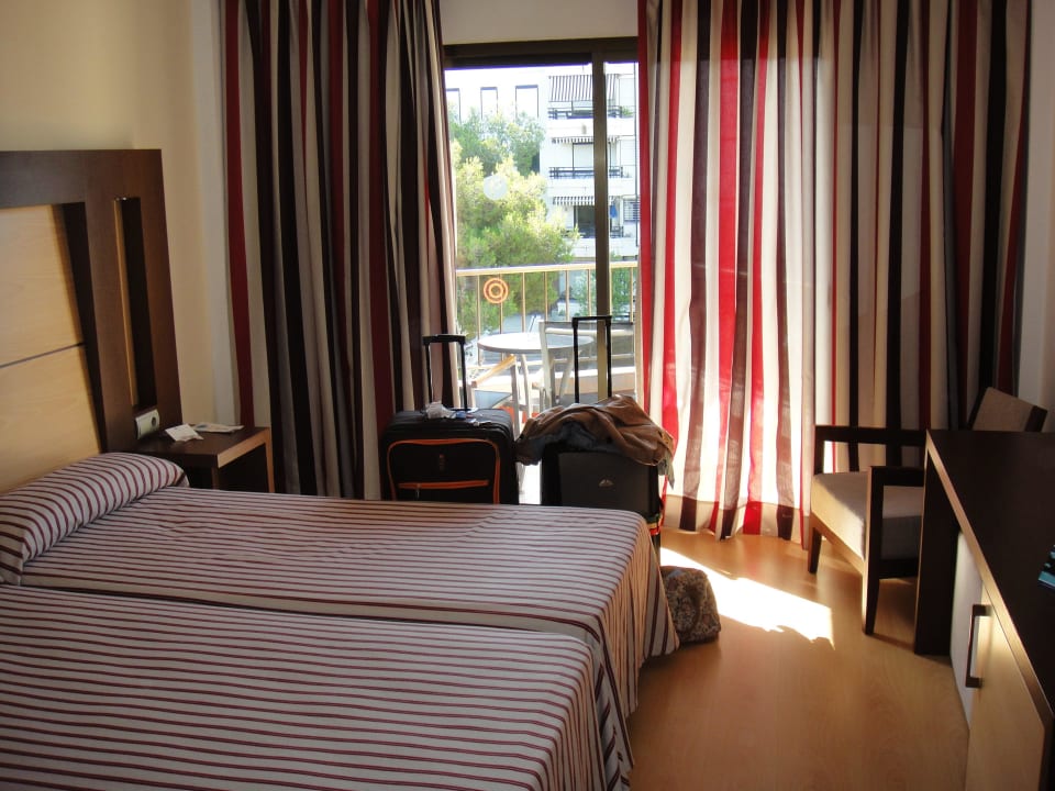Zimmereinrichtung Hotel Pabisa Chico