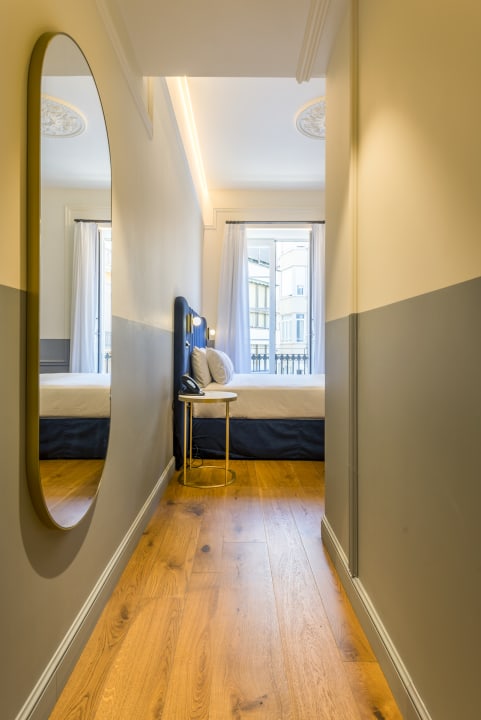 Zimmer Casa Alberola Alicante, Curio Collection by Hilton