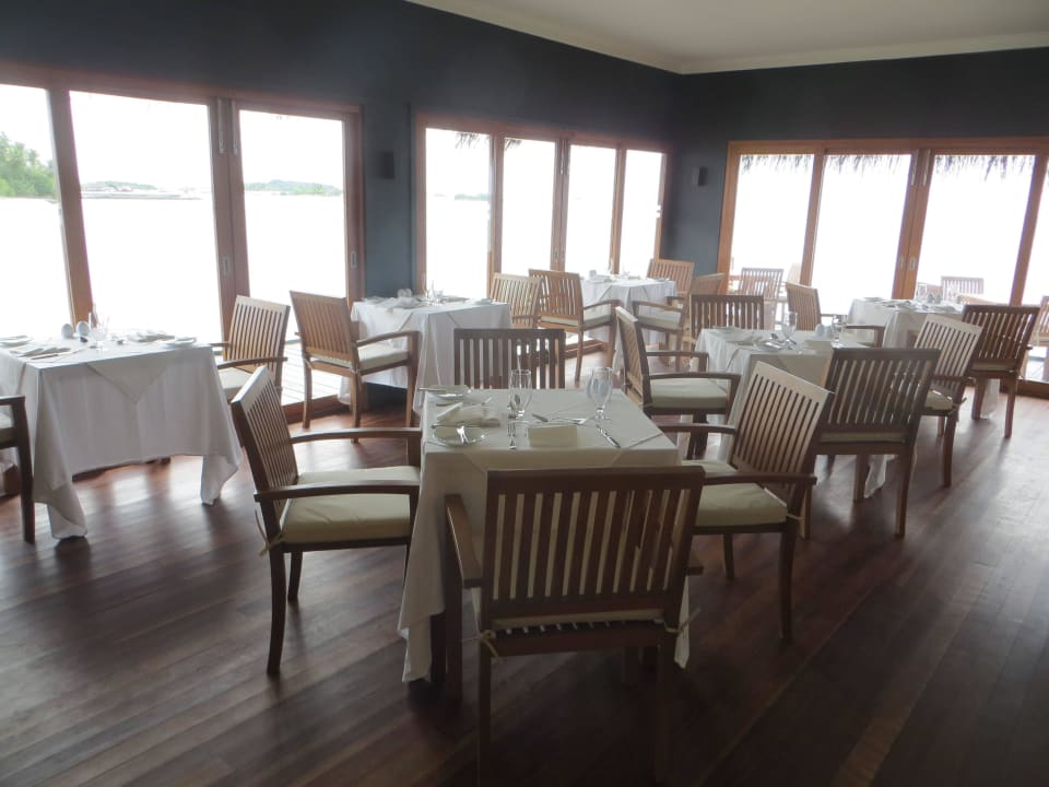 Das Breeze Restaurant bei den WaterVillas Adaaran Select Hudhuran Fushi - Premium All Inclusive