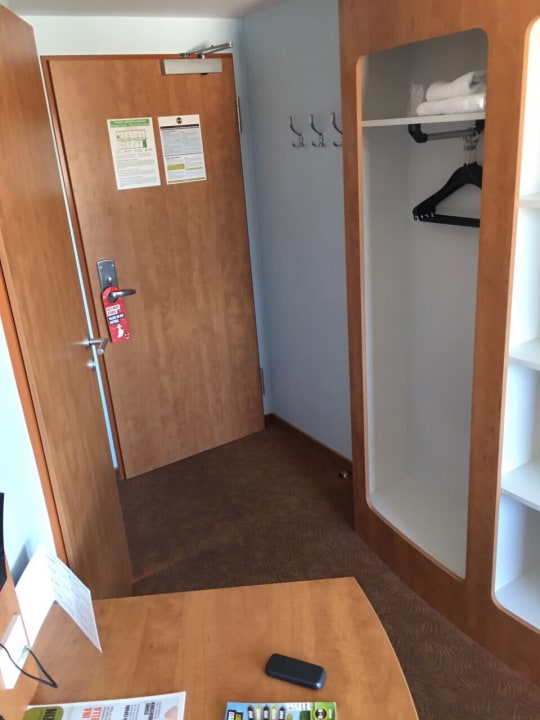 Zimmer B&B Hotel Baden Airpark