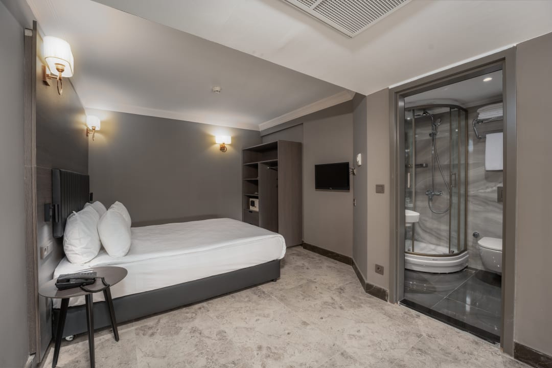Zimmer Adora Hotel & Resort