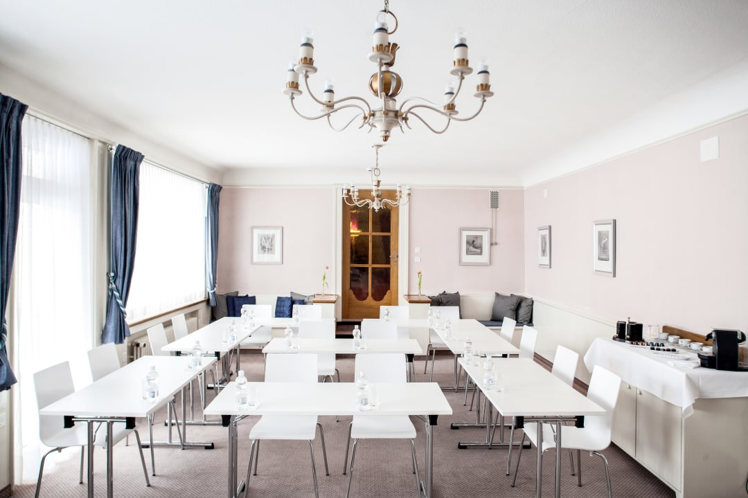 Sonstiges Hotel National