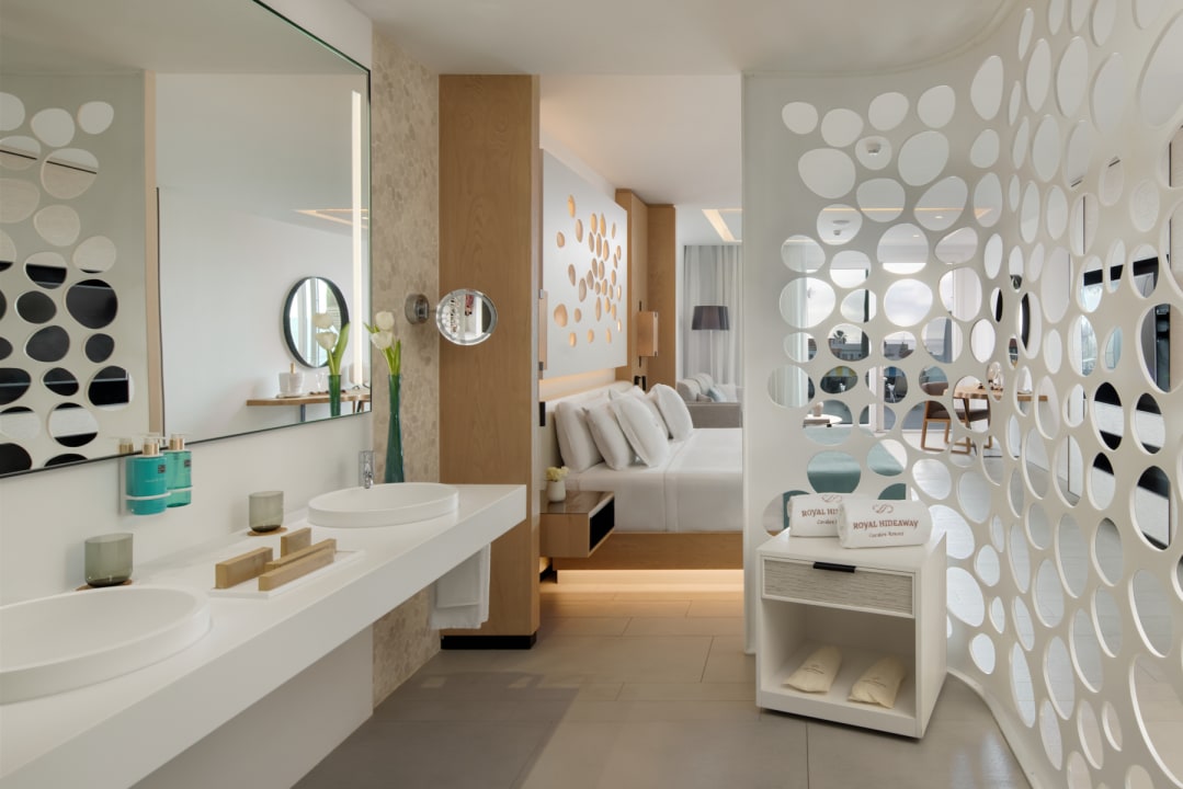 Zimmer Royal Hideaway Corales Beach