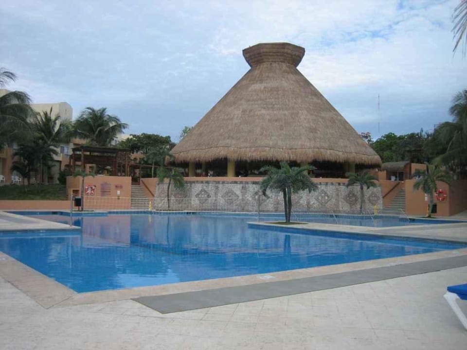 Pool Viva Azteca by Wyndham - All Inclusive Resort