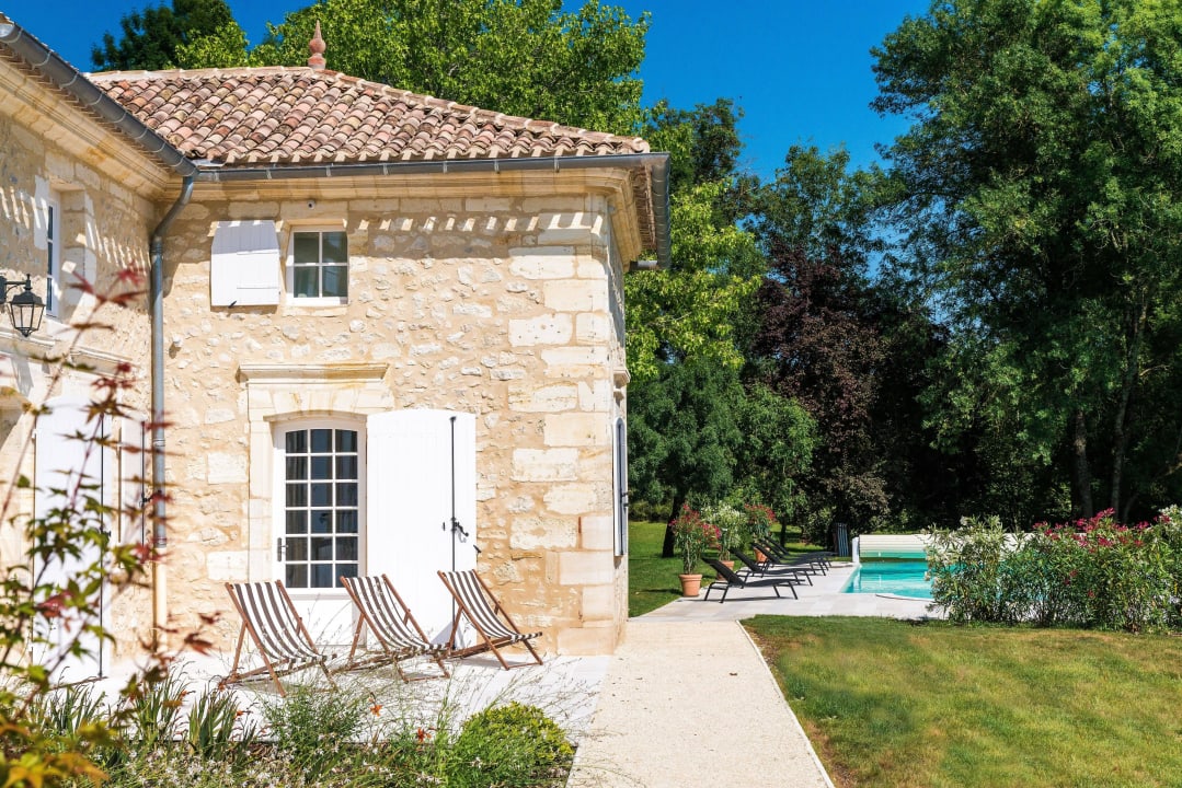 Swimming pool B&B Manoir d'Astrée Bordeaux Saint Emilion