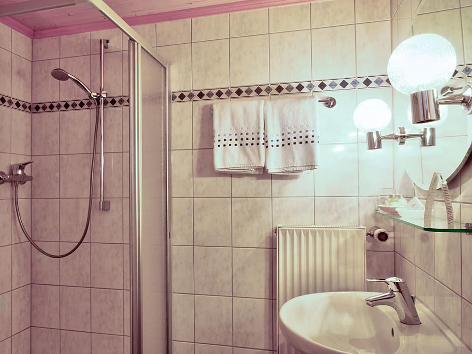 Zimmer Gästehaus Gutfelder Hof