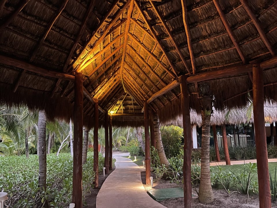 Gartenanlage Akumal Bay Beach & Wellness Resort