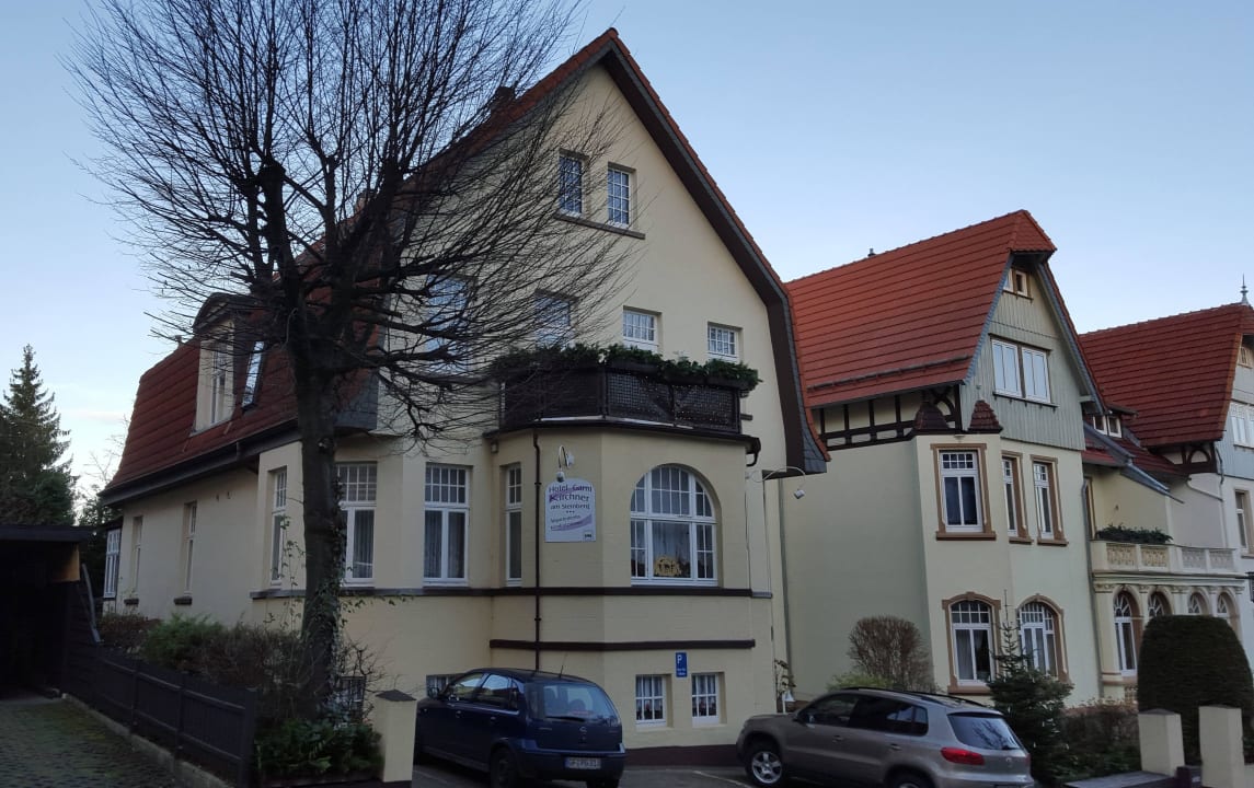 Front Hotel Garni Kirchner