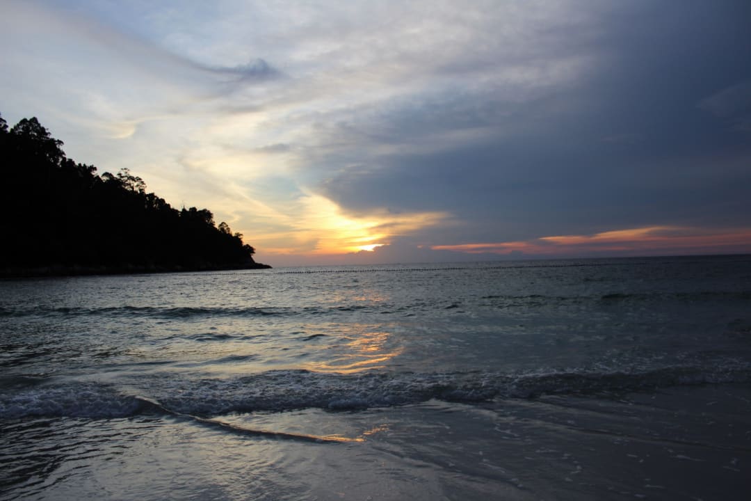 Strand Hotel Pangkor Laut Resort/Estates