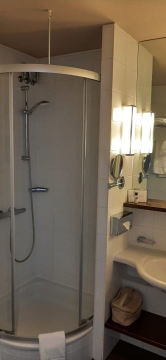 Zimmer AMERON Berlin ABION Spreebogen Waterside
