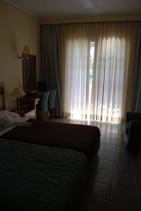 Zimmer 2415 (Zimmer der Kinder) Neptune Luxury Resort