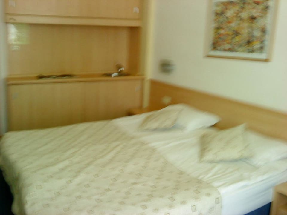 Kitchenette und Bettanlage Effect Grand Victoria Hotel