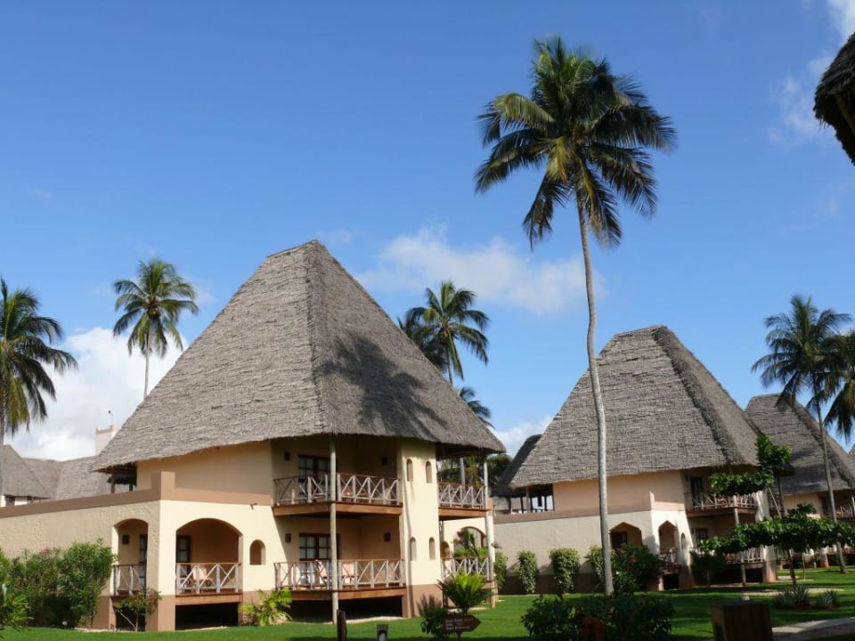 Bungalow Neptune Pwani Beach Resort & Spa