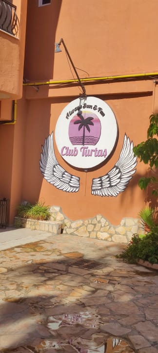 Außenansicht Club Turtas Beach Hotel