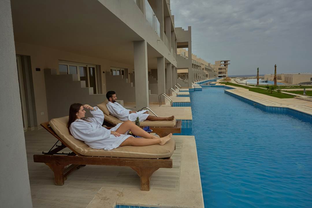 Zimmer Diamond Beach by Pearl Resort