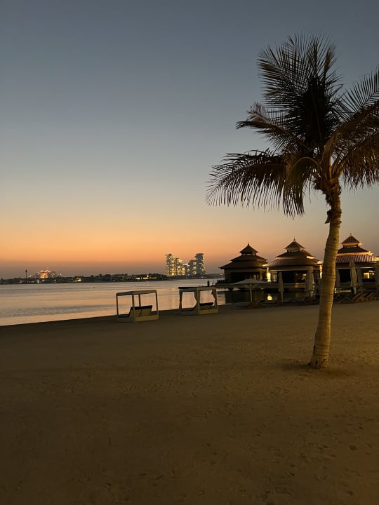 Strand Anantara The Palm Dubai Resort