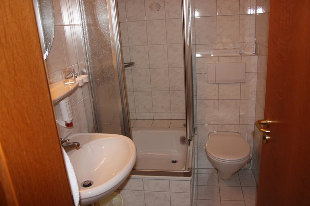 Kleines Badezimmer Hotel Tannhof